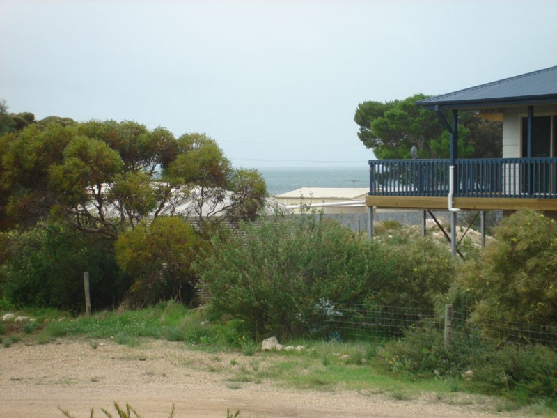 17 Esther Lane, Port Julia SA 5575