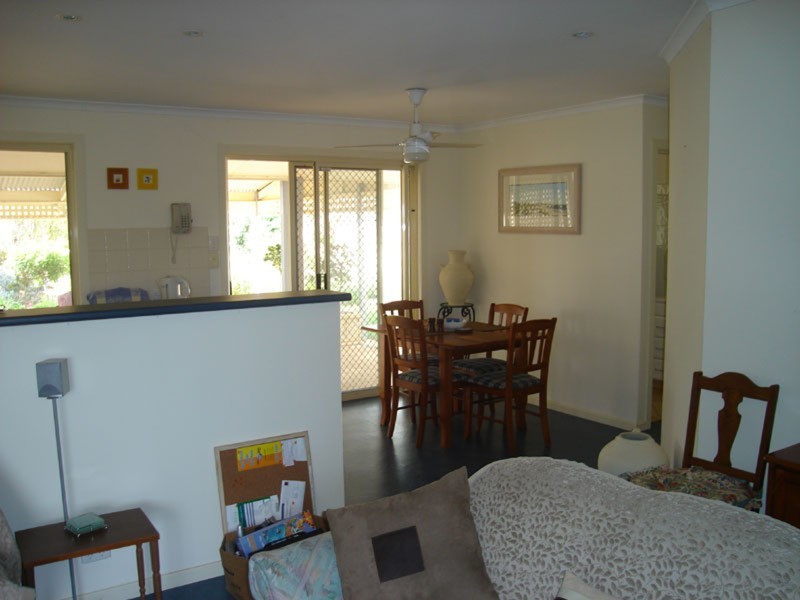 6 Yandra Drive, Port Rickaby SA 5575