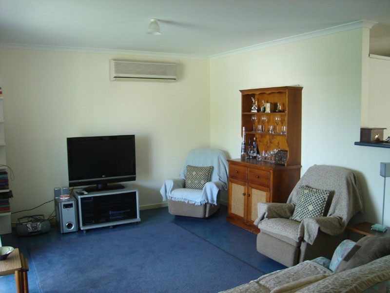 6 Yandra Drive, Port Rickaby SA 5575