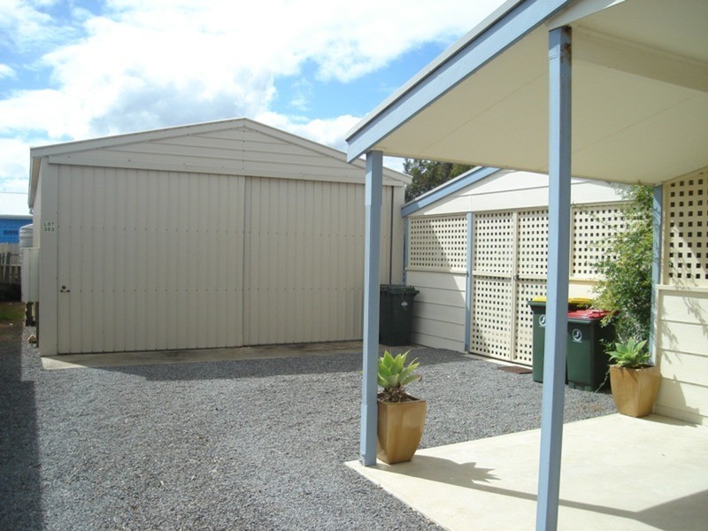 6 Yandra Drive, Port Rickaby SA 5575