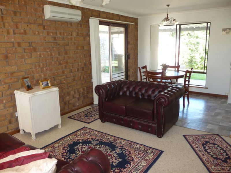 13 Henry Street, Edithburgh SA 5583