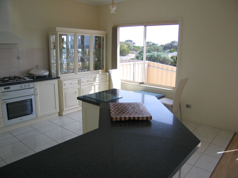 6 Jetty Road, Marion Bay SA 5575