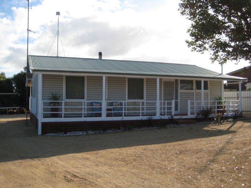 11 Shearwater Crescent, Marion Bay SA 5575