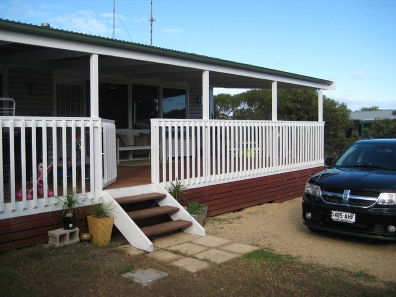 11 Shearwater Crescent, Marion Bay SA 5575