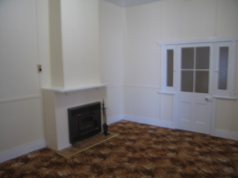 24 Second Street, Minlaton SA 5575
