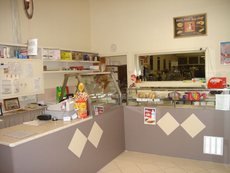 7 Warooka Road, Yorketown SA 5576