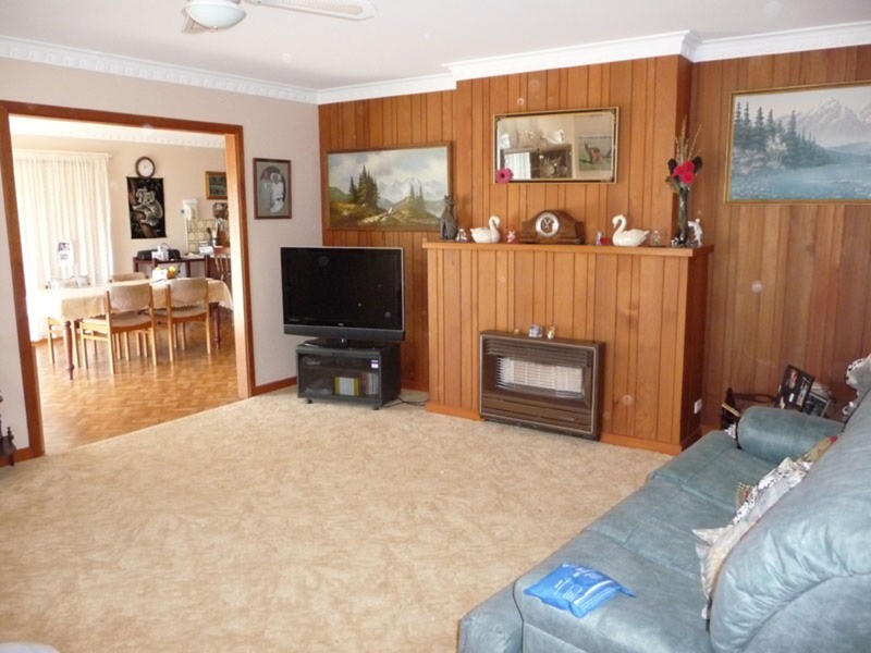 1 Gilbert Street, Coobowie SA 5583