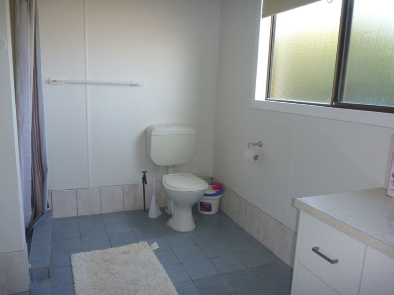 1 Dotterel Street, Marion Bay SA 5575