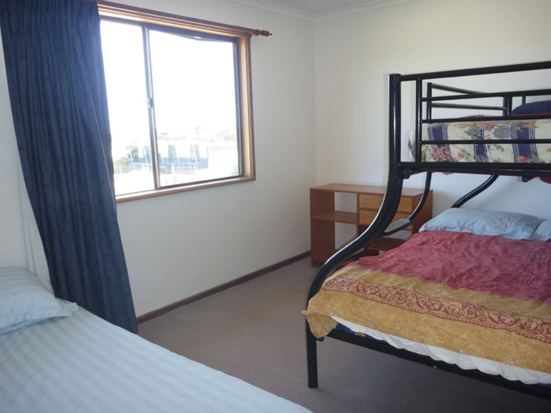 1 Dotterel Street, Marion Bay SA 5575