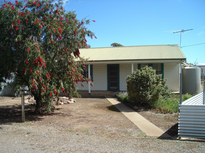 14 Curramulka Road, Minlaton SA 5575
