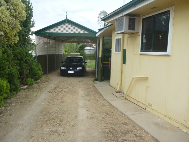 1 Richard Street, Stansbury SA 5582