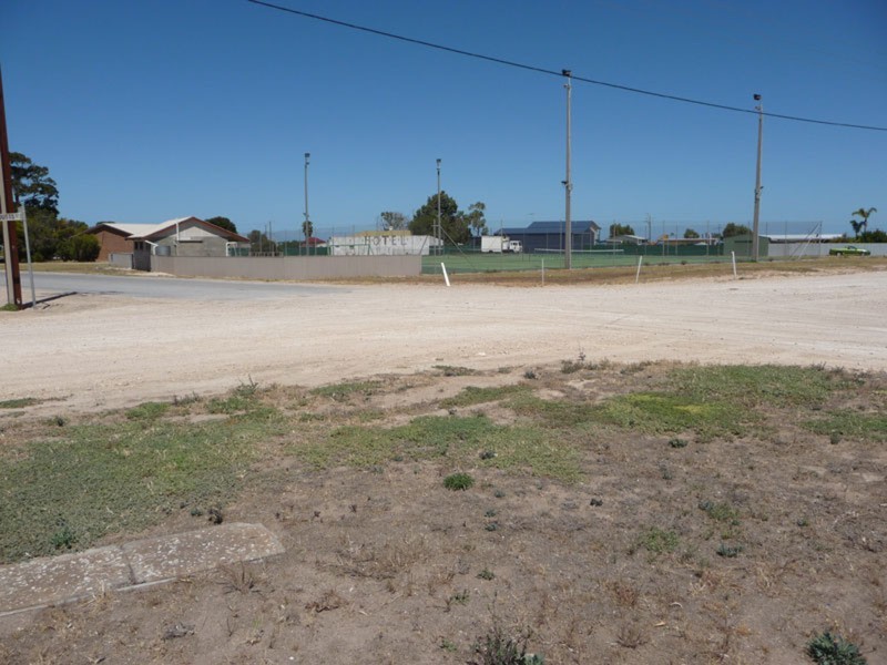 1 Coutts Street, Coobowie SA 5583