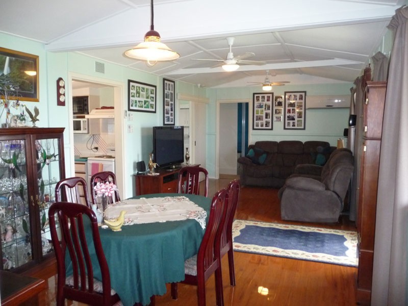 16 Esplanade, Wool Bay SA 5575