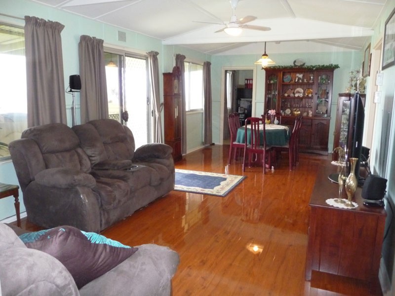 16 Esplanade, Wool Bay SA 5575