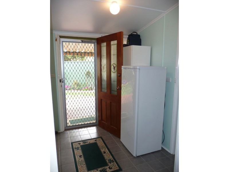 16 Esplanade, Wool Bay SA 5575