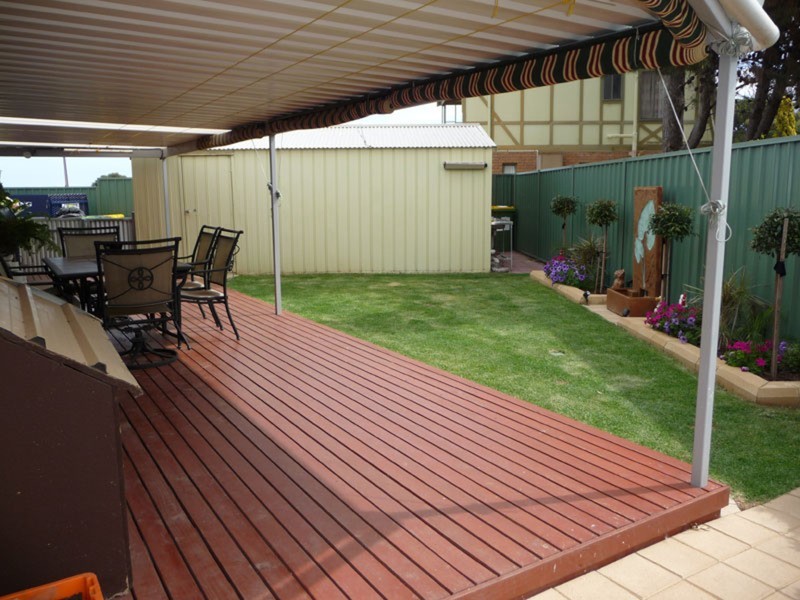 16 Esplanade, Wool Bay SA 5575