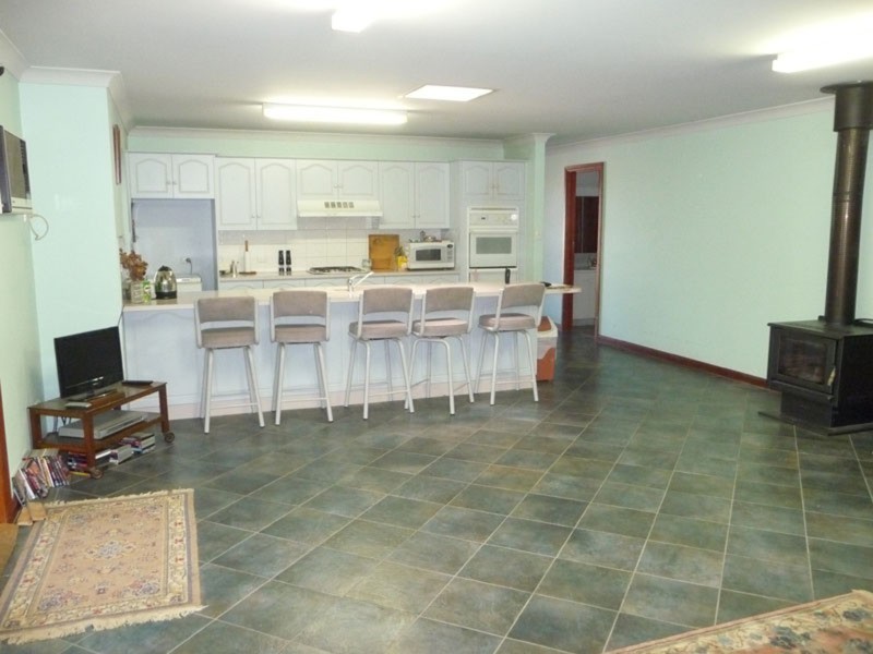 4 Anstey Terrace, Coobowie SA 5583