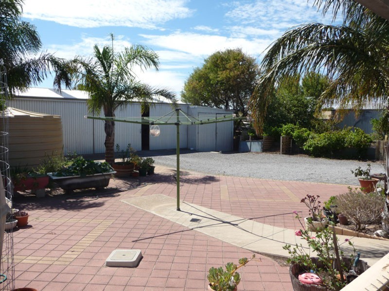 4 Anstey Terrace, Coobowie SA 5583
