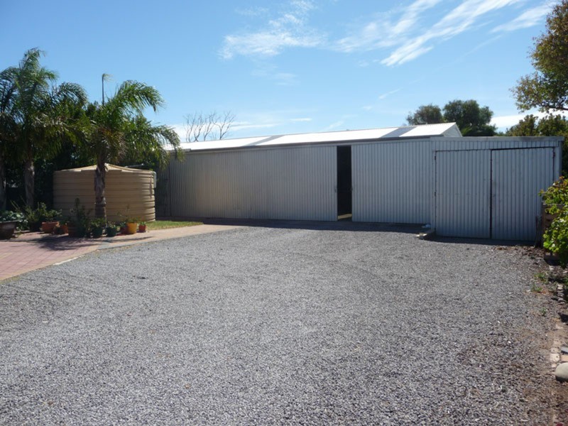 4 Anstey Terrace, Coobowie SA 5583