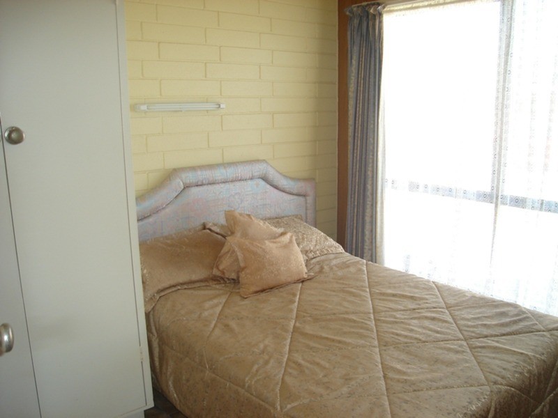 11 The Esplanade, Wool Bay SA 5575