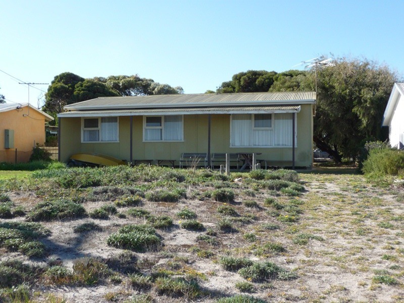 64 Hickeys Drive, Coobowie SA 5583