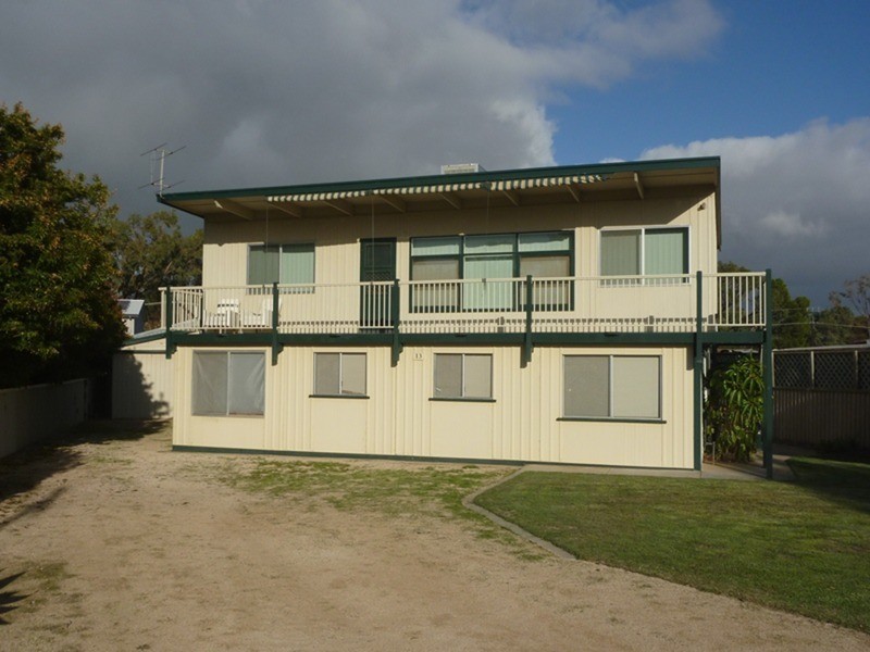 13 Bennett Street, Port Vincent SA 5581