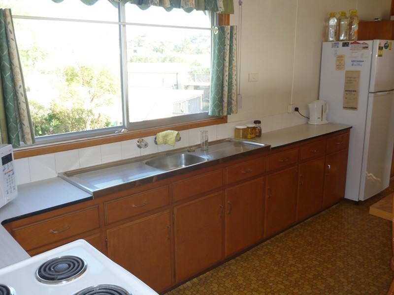 13 Bennett Street, Port Vincent SA 5581