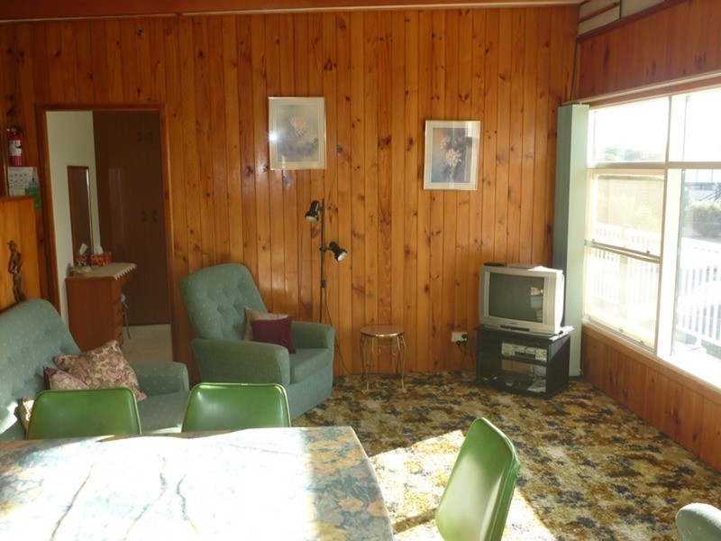 13 Bennett Street, Port Vincent SA 5581