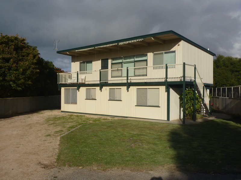 13 Bennett Street, Port Vincent SA 5581