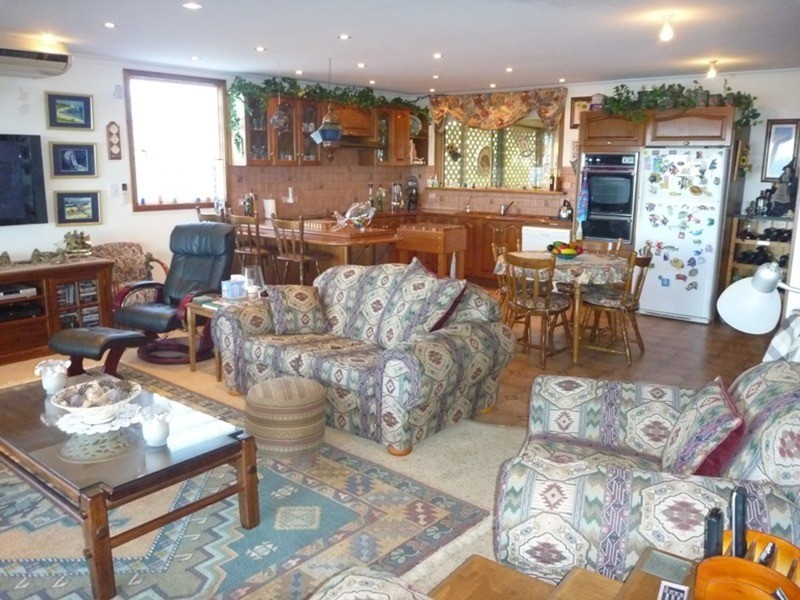 9 Smith  Street, Port Vincent SA 5581