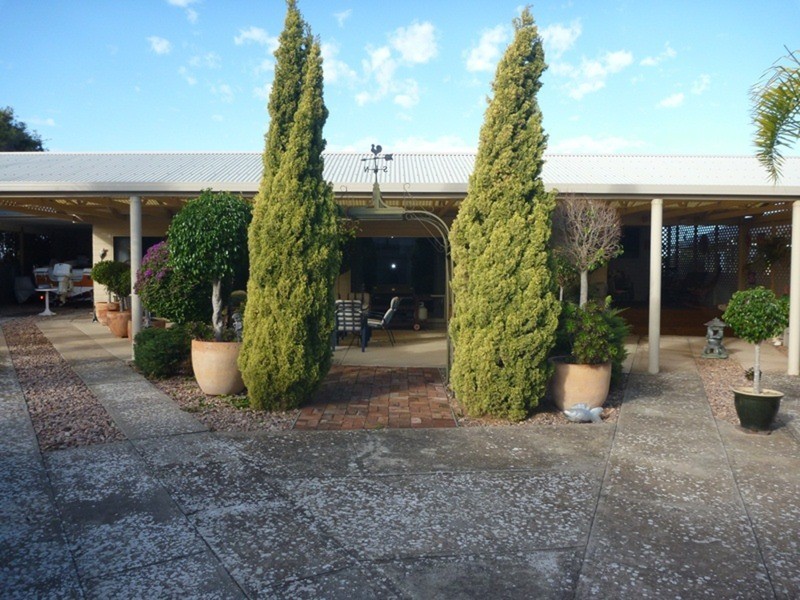 9 Smith  Street, Port Vincent SA 5581