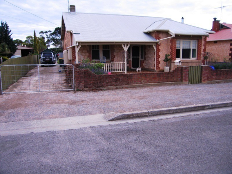 5 First Street, Minlaton SA 5575