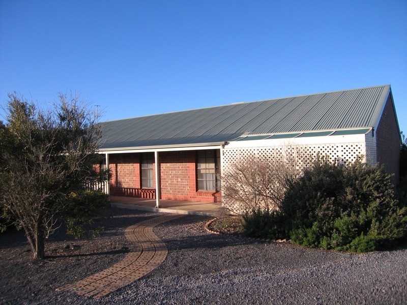 25 Captain Hutchinson Drive, Point Turton SA 5575