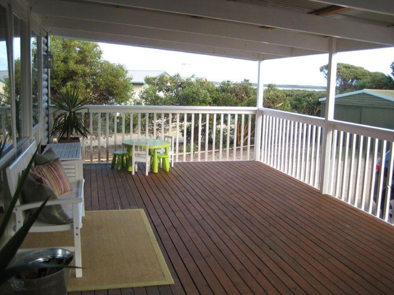 11 Shearwater Crescent, Marion Bay SA 5575