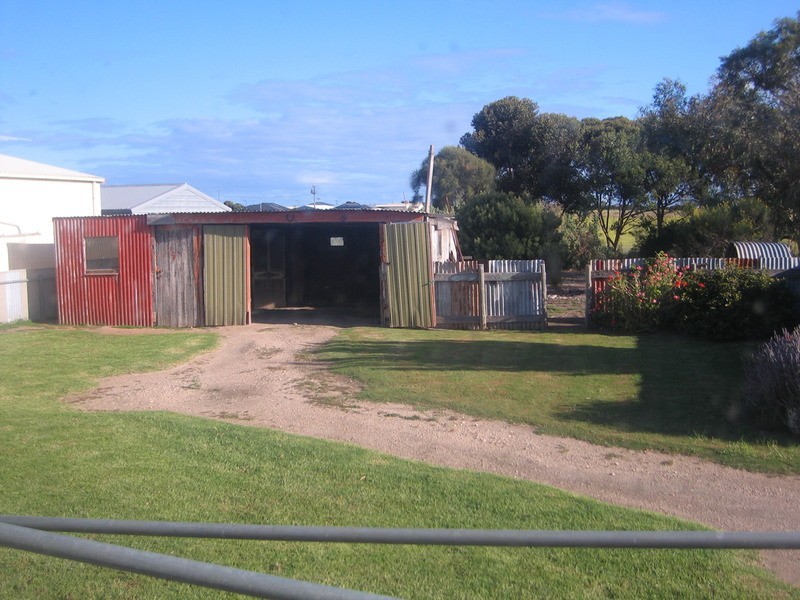 15 Mary` Street, Edithburgh SA 5583