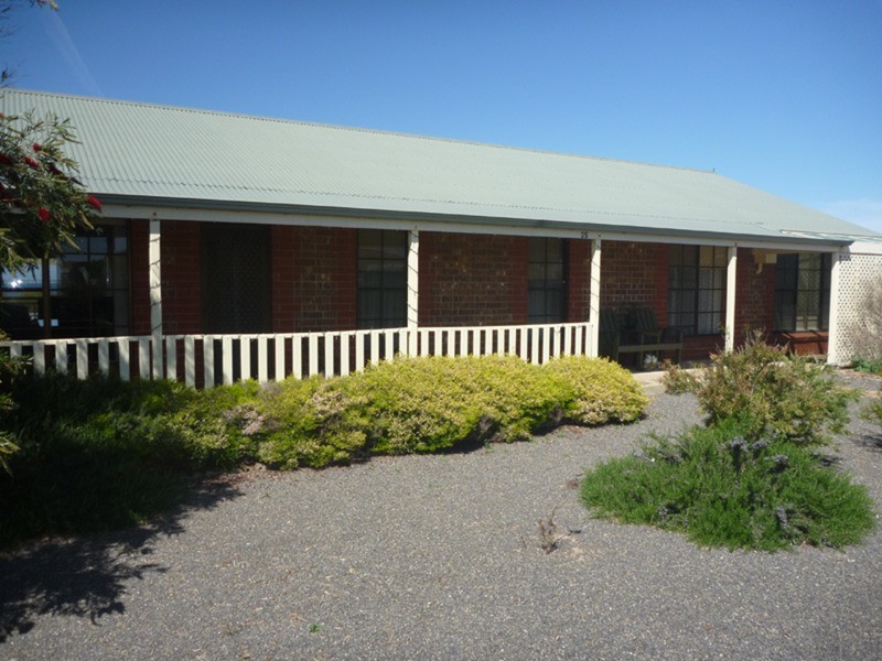 25 Captain Hutchinson Drive, Point Turton SA 5575