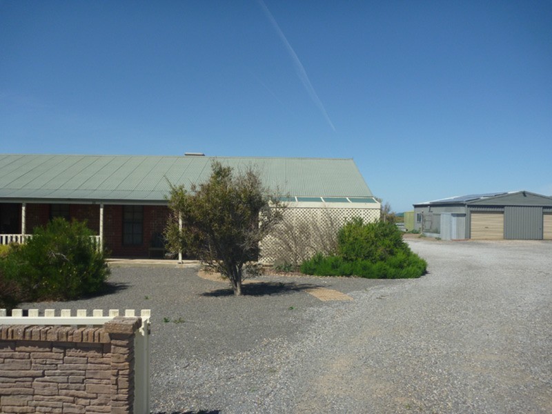 25 Captain Hutchinson Drive, Point Turton SA 5575