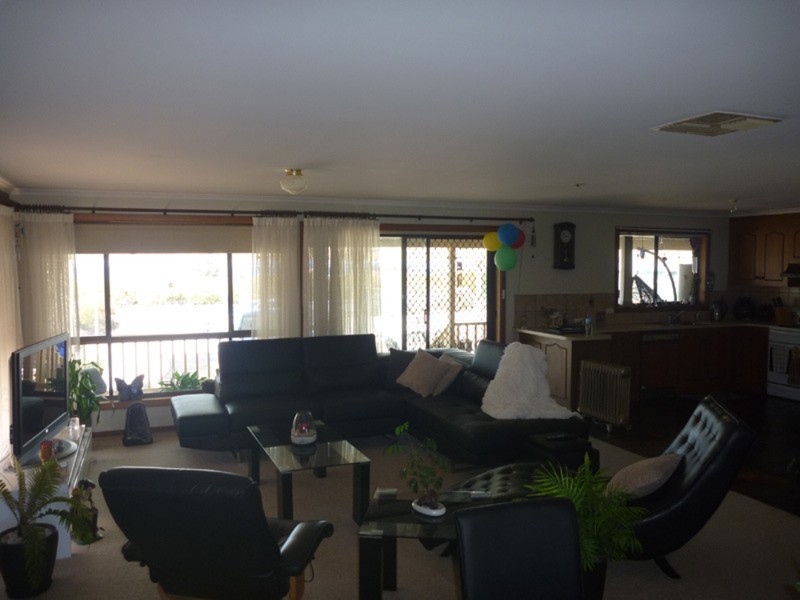 25 Captain Hutchinson Drive, Point Turton SA 5575