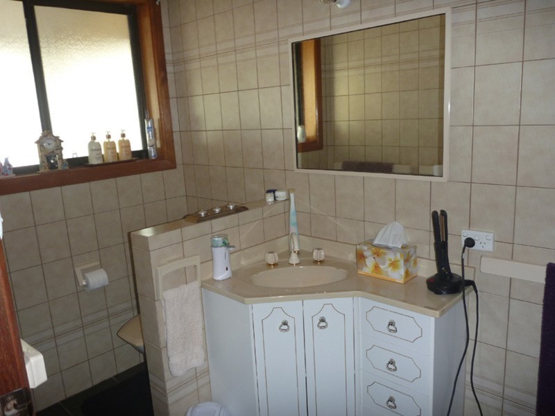 25 Captain Hutchinson Drive, Point Turton SA 5575