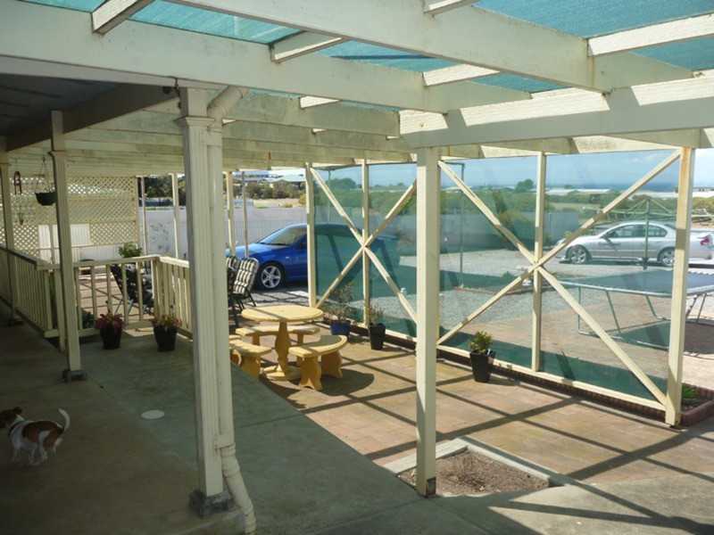 25 Captain Hutchinson Drive, Point Turton SA 5575