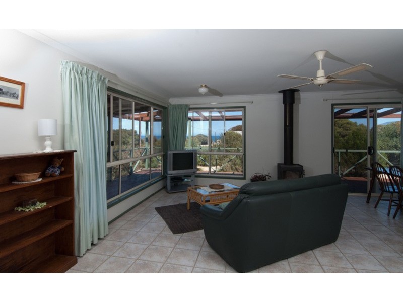 3 McEachern’s Beach Road, Port Moorowie SA 5576