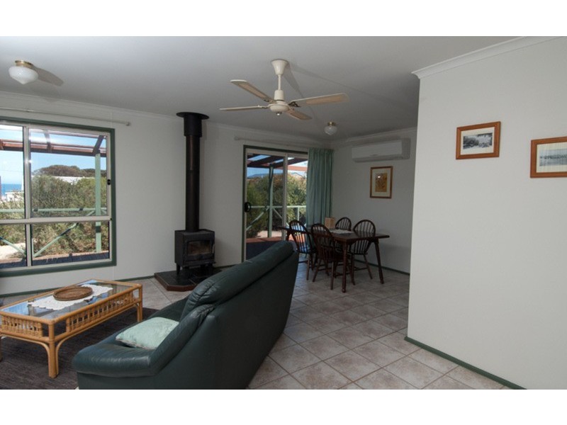 3 McEachern’s Beach Road, Port Moorowie SA 5576
