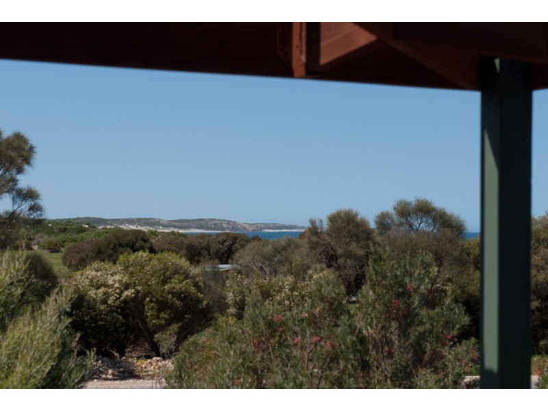 3 McEachern’s Beach Road, Port Moorowie SA 5576