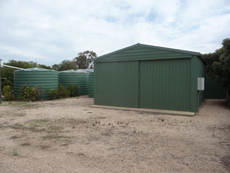 3 McEachern’s Beach Road, Port Moorowie SA 5576