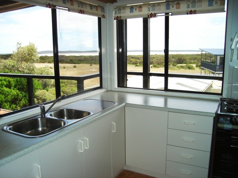 3 Whipbird Way, Marion Bay SA 5575