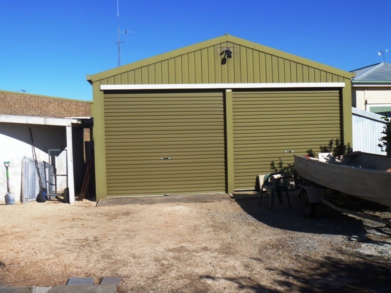 28 Second Street, Minlaton SA 5575