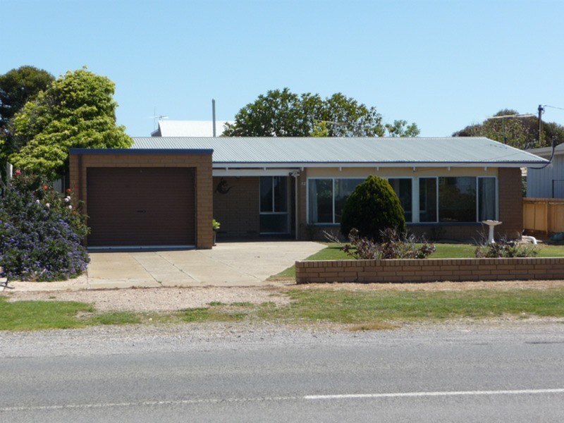 32 The Esplanade, Wool Bay SA 5575