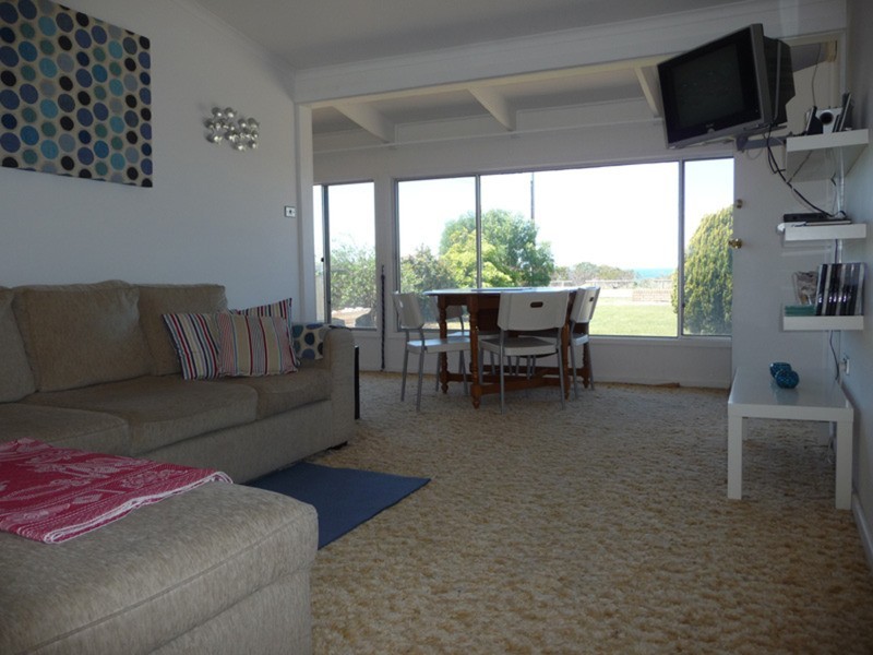 32 The Esplanade, Wool Bay SA 5575