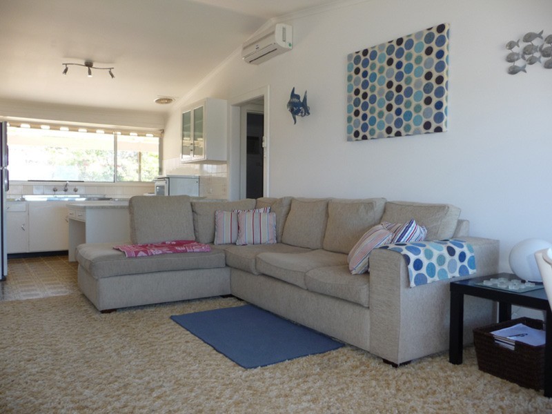 32 The Esplanade, Wool Bay SA 5575