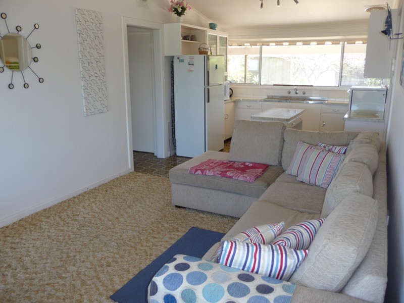32 The Esplanade, Wool Bay SA 5575